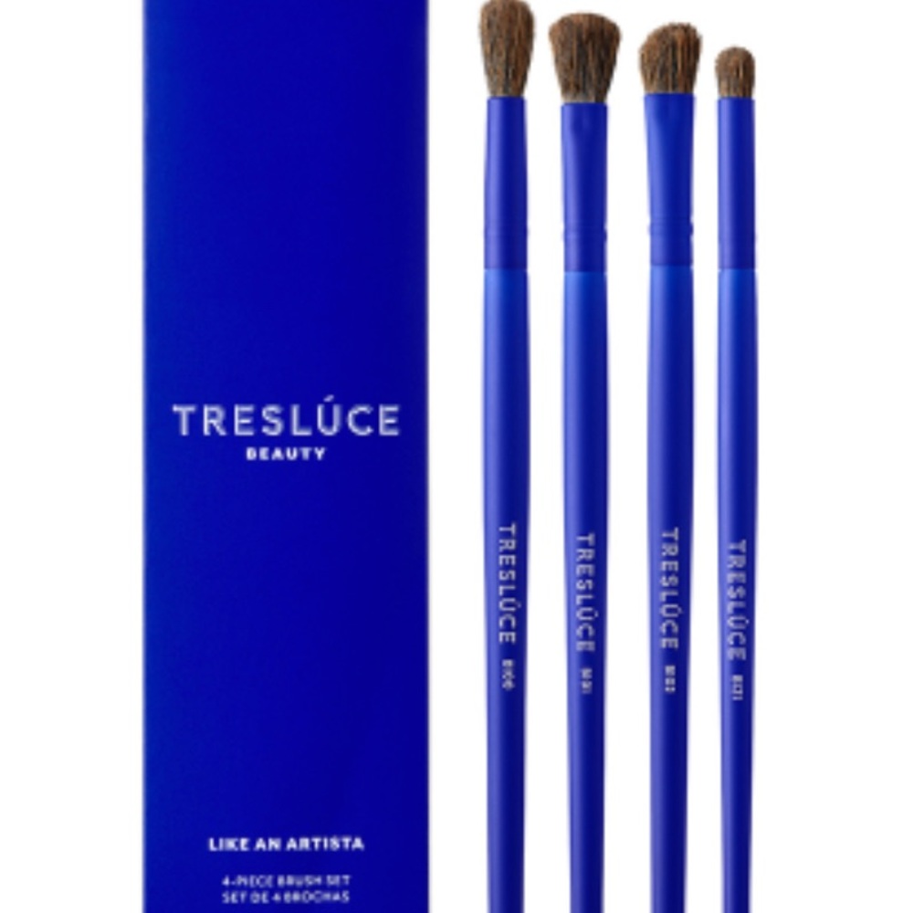 TRESLUCE
Like An Artista Brush Set